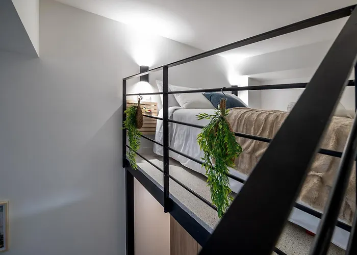 Rm1 - Loft Valencia Comodos Estudios Duplex Cerca A La Avenida Del Puerto